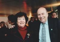 פרופ רבין ואחתו פרופ' בן פרץ, צילום: באדיבות המשפחה